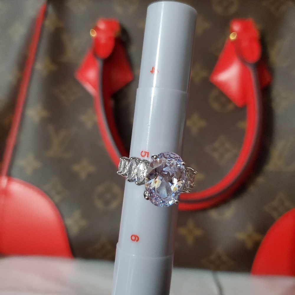 Ring - Picture 9 of 11